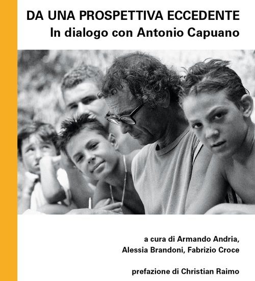 Questo libro dialoga con la vulcanica personalità di Antonio Capuano e con la sua opera cinematografica, partendo dall’indissolubile commistione tra la sua dimensione artistica e quella personale, in un corpo a corpo con la sua storia, il suo mondo di appassionate preferenze e altrettanto radicali rifiuti